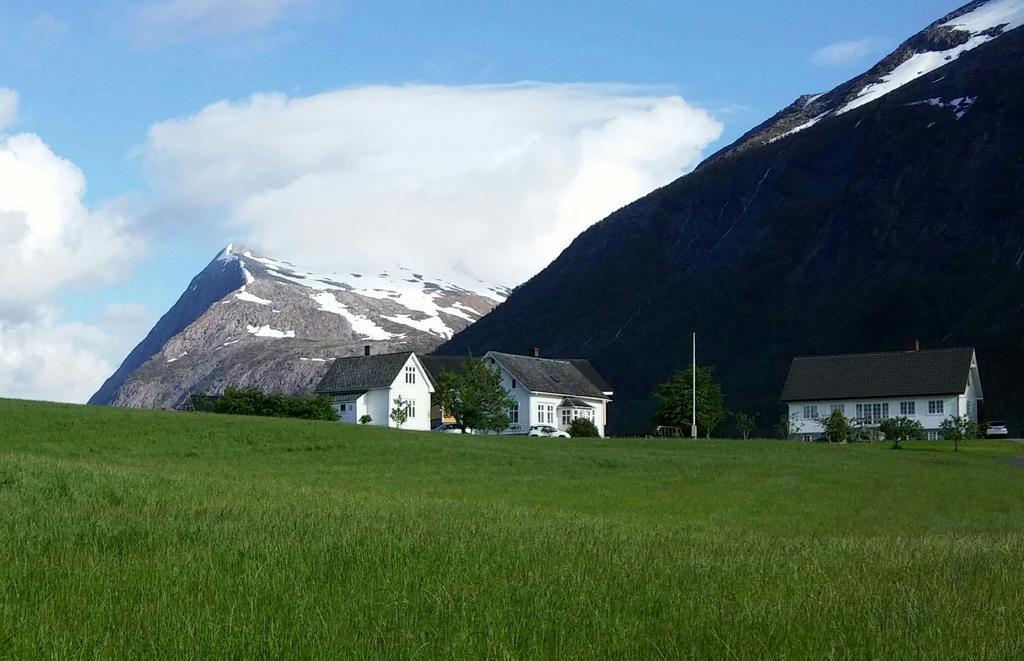 Donhaug Gjestegard Uskedalen Exteriér fotografie